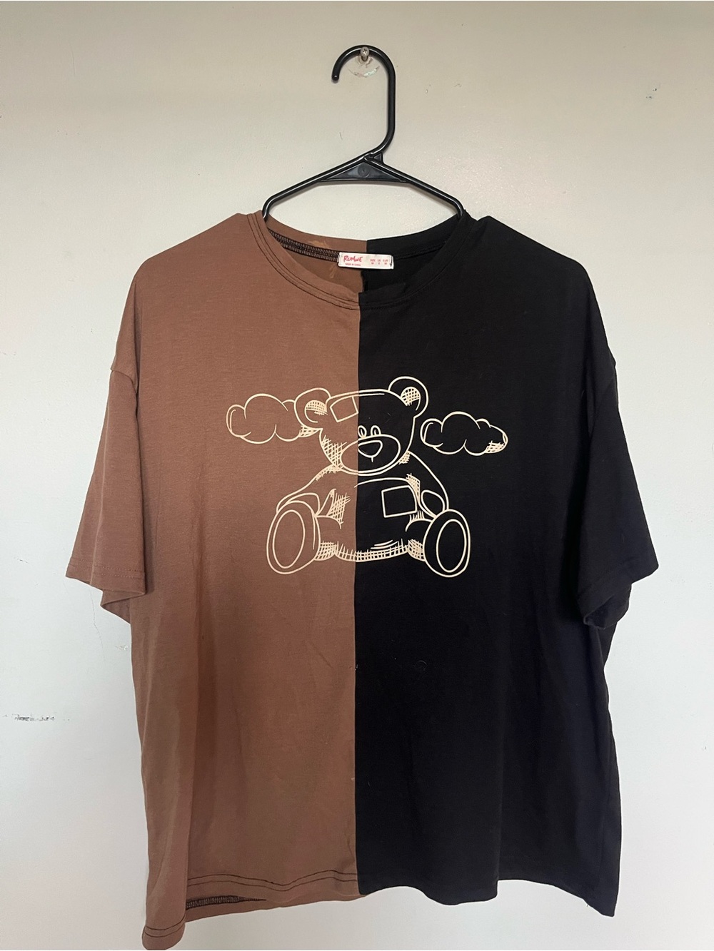 ROMWE Brown and Black Half-and-Half Teddy Graphic Tee